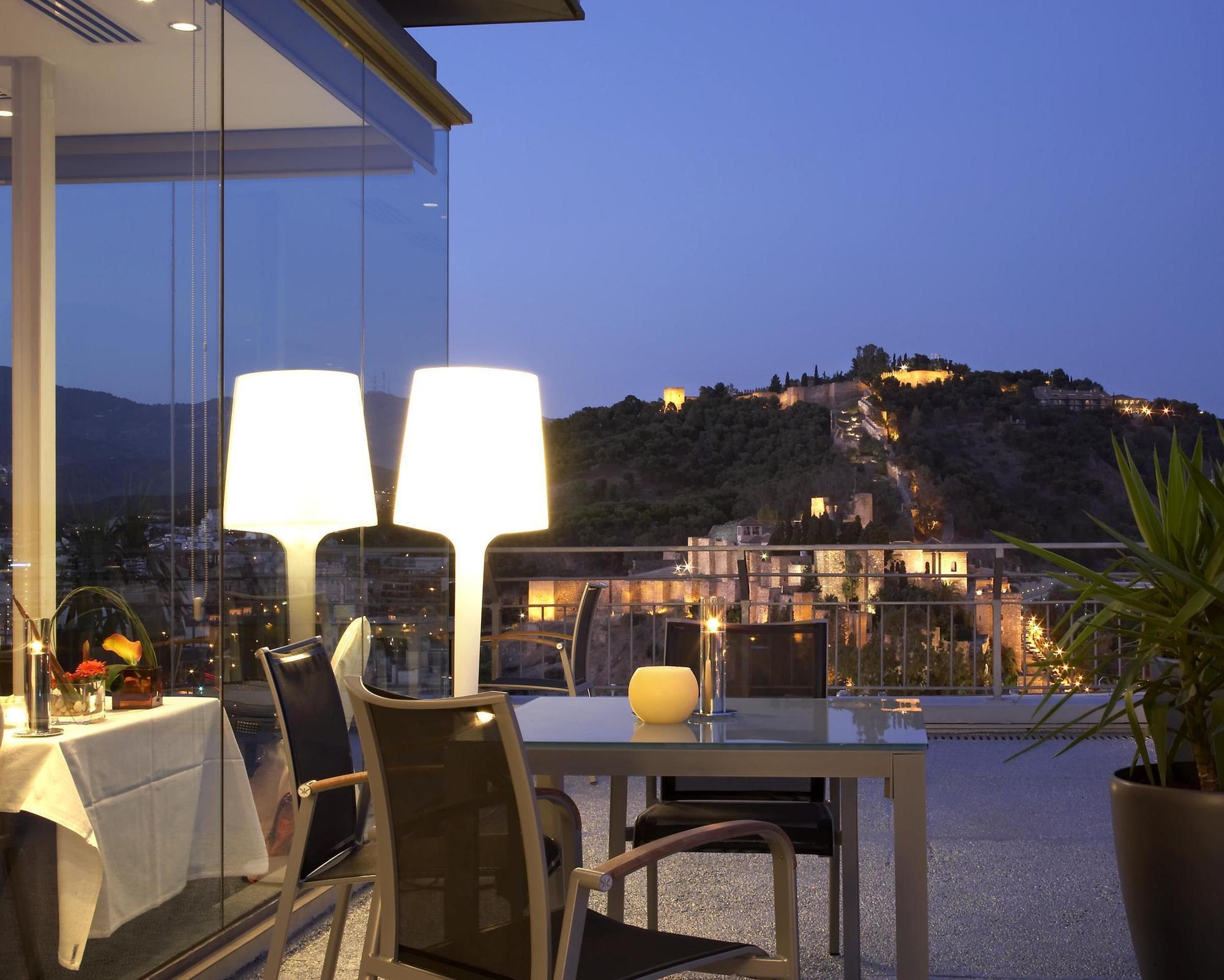 AC Hotel Málaga Palacio by Marriott Restaurante foto