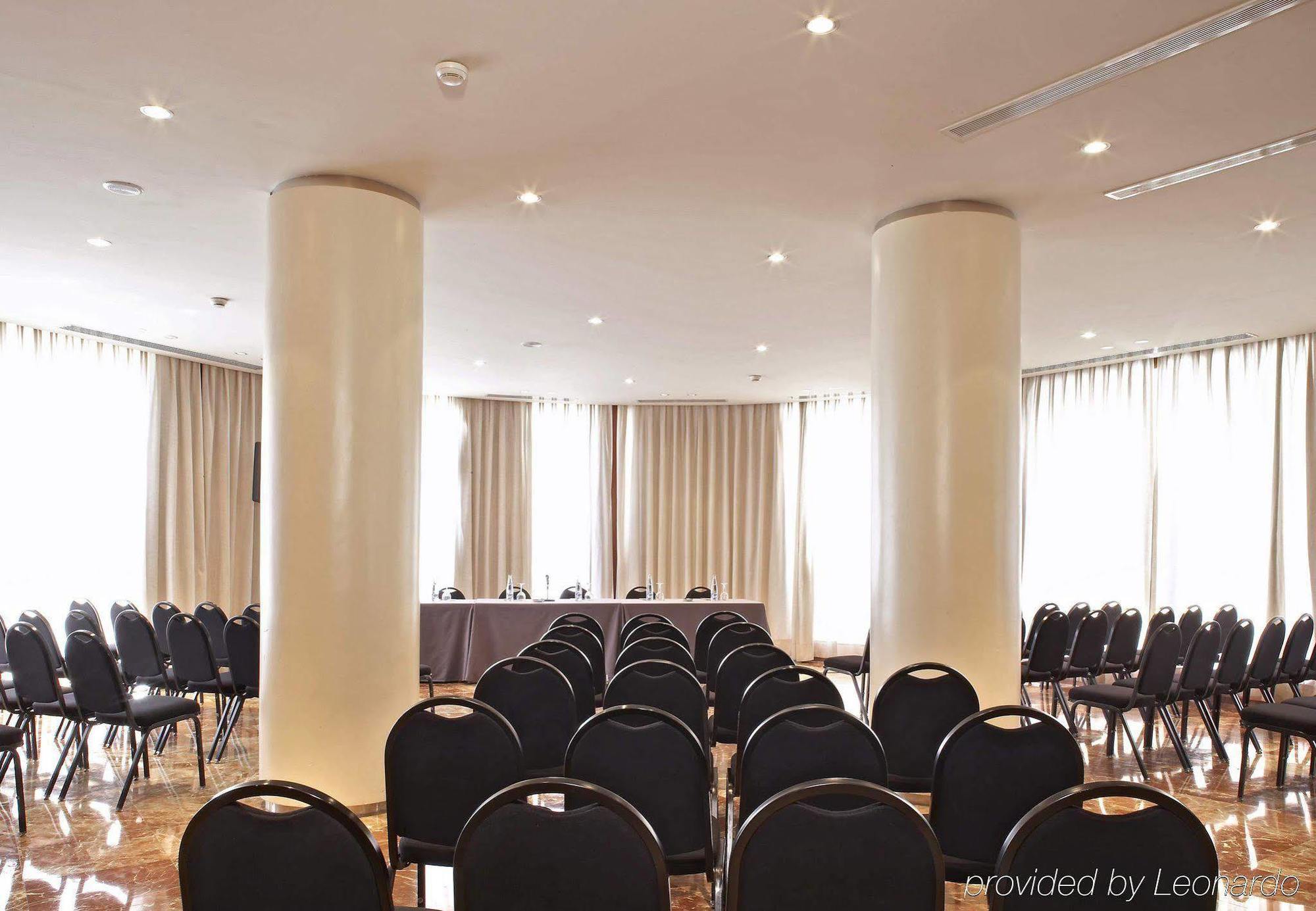 AC Hotel Málaga Palacio by Marriott Negocio foto